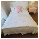 8PC QUEEN BEDDING