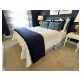 QUEEN BEDDING SET