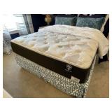 QUEEN MATTRESS SET W/FRAME