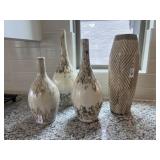 4PC ASSORTED VASES