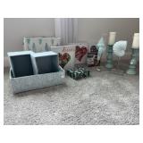 ASSORTED DECO ITEMS