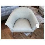 UPHOLSTERED CHAIR
