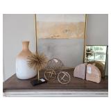 ASSORTED DECO ITEMS