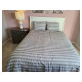 QUEEN BEDDING