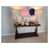 CONSOLE TABLE