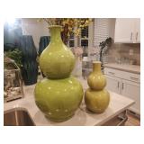 2PC ASSORTED VASES