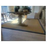 AREA RUG