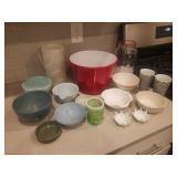 17PC ASSORTED KITCHEN ITEMS