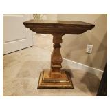 ACCENT TABLE