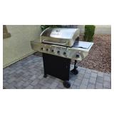 OUTDOOR GAS GRILL