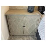 2PC ACCENT CABINETS