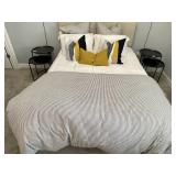 10PC QUEEN BEDDING