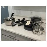 19PC KITCHEN ITEMS