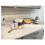 22PC KITCHEN ITEMS
