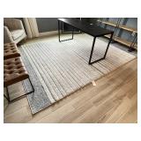 AREA RUG