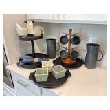 13PC KITCHEN ITEMS
