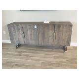 MEDIA CABINET