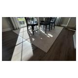 AREA RUG