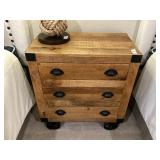 ACCENT CABINET / NIGHTSTAND