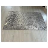 AREA RUG