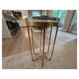 ACCENT TABLE