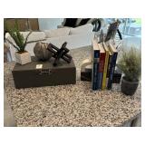 12PC Dï¿½COR ITEMS