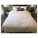 10PC QUEEN BEDDING