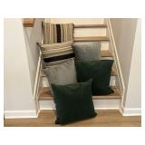 6PC PILLOWS