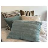 6PC PILLOWS