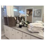 ASSORTED BATH ITEMS