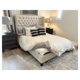 QUEEN BED