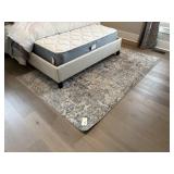 AREA RUG