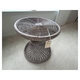 ACCENT TABLE