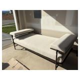 DAYBED