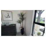 FAUX FLOOR PLANT