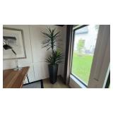 2PC FAUX FLOOR PLANTS