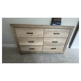 2PC DRESSER & NIGHTSTANDS