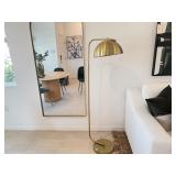 FLOOR LAMP