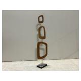 FLOOR SCULPTURE