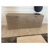 MEDIA CABINET