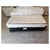 QUEEN MATTRESS SET
