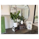 11PC DECOR ITEMS