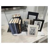 ASSORTED DECOR ITEMS