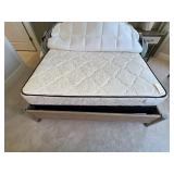 QUEEN MATTRESS SET