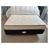 QUEEN MATTRESS SET