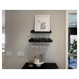 ASSORTED WALL & DECOR ITEMS