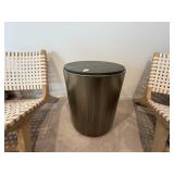 ACCENT TABLE