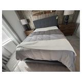 QUEEN BED