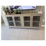 MEDIA CABINET