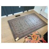 AREA RUG